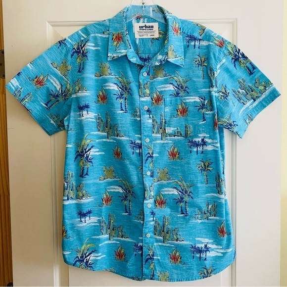 Urban Pipeline blue short sleeve cactus print shirt size LARGE - Picture 4 of 8